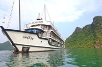 La Casta Cruise Lan Hạ Bay